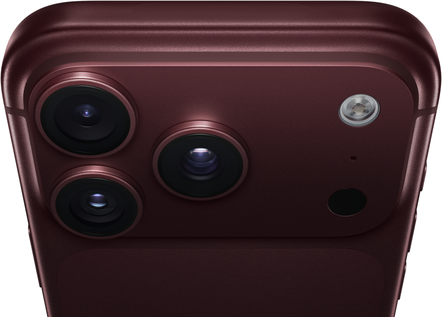 iPhone 18 Pro Max, burgundská farba (tmavočervená), pohľad zozadu, sústava profesionálnych kamier Fusion navrchu, tri objektívy, čiastočne zatvorené lamely variabilnej clony, blesk, mikrofón a skener LiDAR, pohľad zhora, anténa mobilného pripojenia, ploché bočné strany, zaoblené hrany