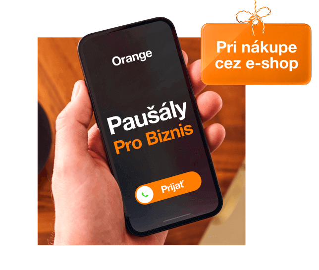 ruka držiaca telefón s ponukou Pro Biznis paušálov