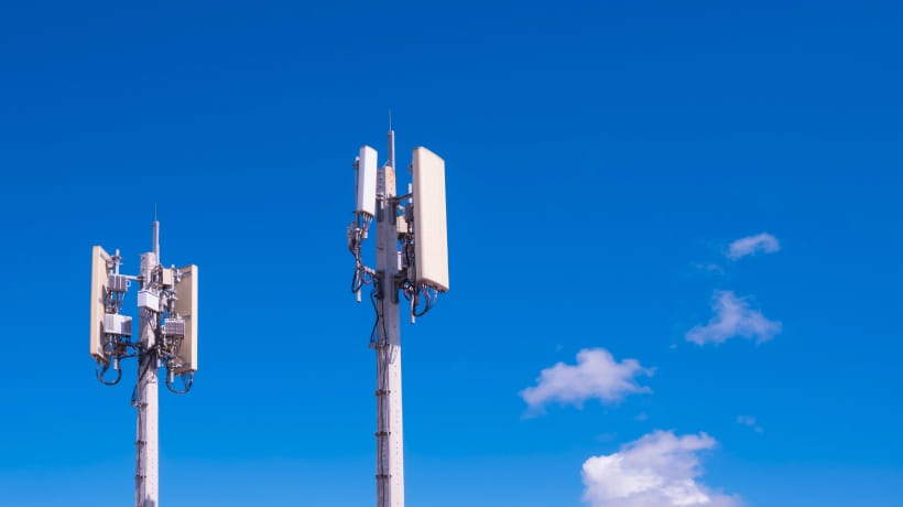 ilustračný obrázok k článku: Modernizácia sietí Orangeu pokračuje: Už 91,2 % Slovákov si môže užívať výhody siete 5G Standalone 
